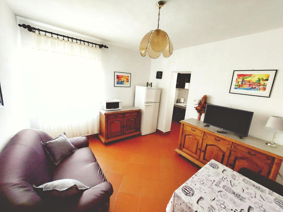 Apartment Eli Pag Town Buitenkant foto